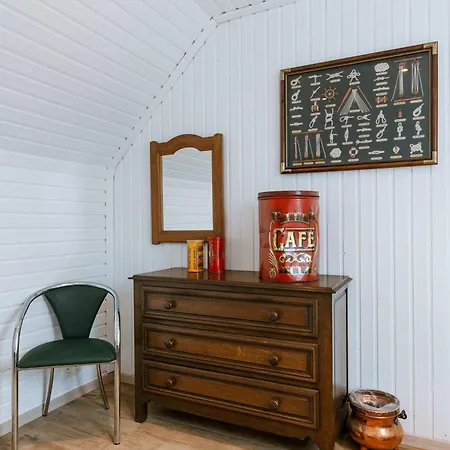 Apartment Huswell - Sunny & Stylish Beachside Retreat *