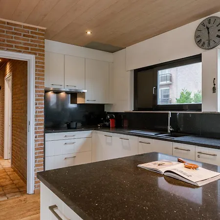 Huswell - Sunny & Stylish Beachside Retreat Διαμέρισμα *